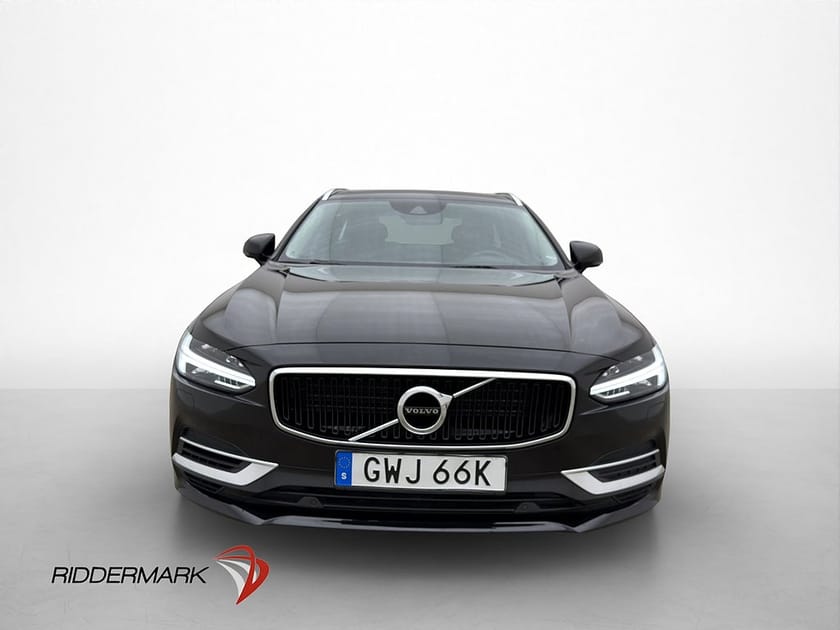 Bild 1 av Volvo V90 T8 AWD Momentum VOC Värmare Skinn CarPlay MOMS