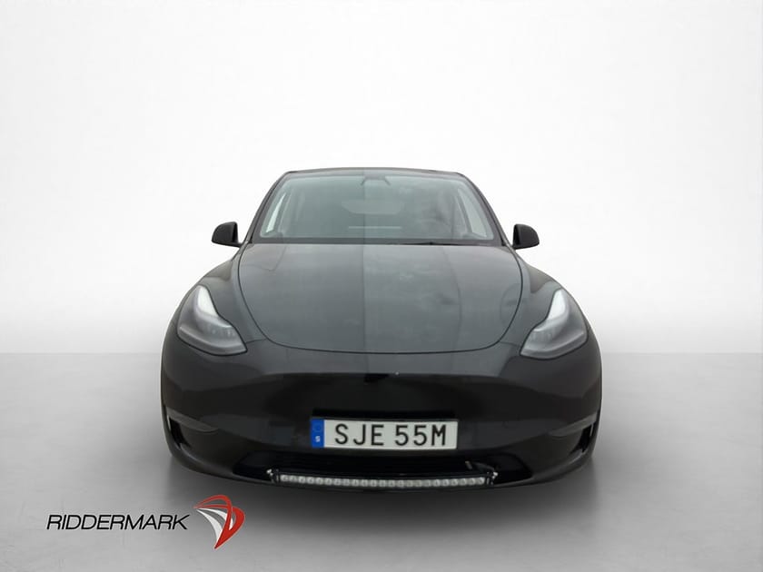 Bild 3 av Tesla Model Y Long Range AWD Autopilot Svensksåld