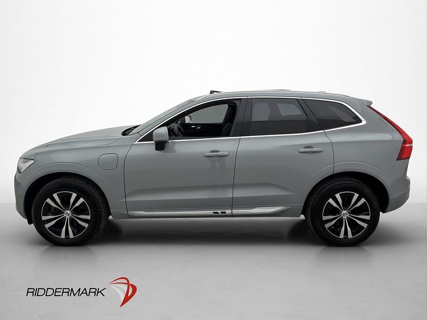 Bild 5 av Volvo XC60 Recharge T6 AWD Core Edition Pano Värm 360° Drag