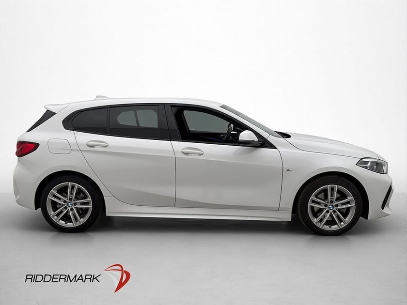 Bild 4 av BMW 118i 136hk M Sport Cockpit HiFi Rattvärme P-Sensorer