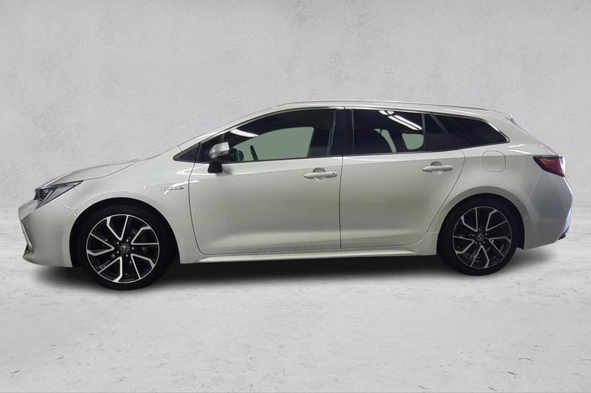 Bilde 2 av Toyota Corolla Touring Sports Hybrid Executive - Panorama - LED - HUD