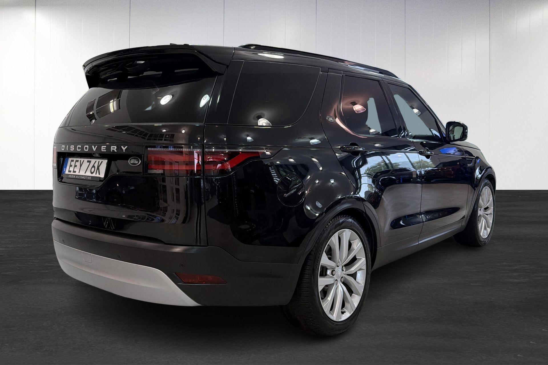Land Rover Discovery 2023, photo 4/10