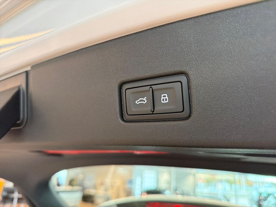 Audi Audi Q4 e-tron quattro — bild 25