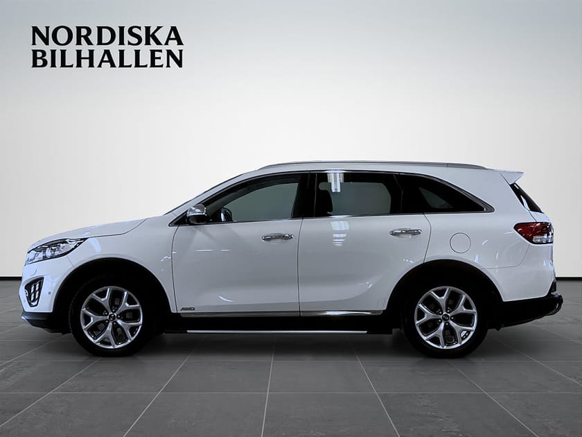 Bild 4 av Kia Sorento 2.2 CRDi AWD 7-sits Nyservad Pano Kamera Dragkrok