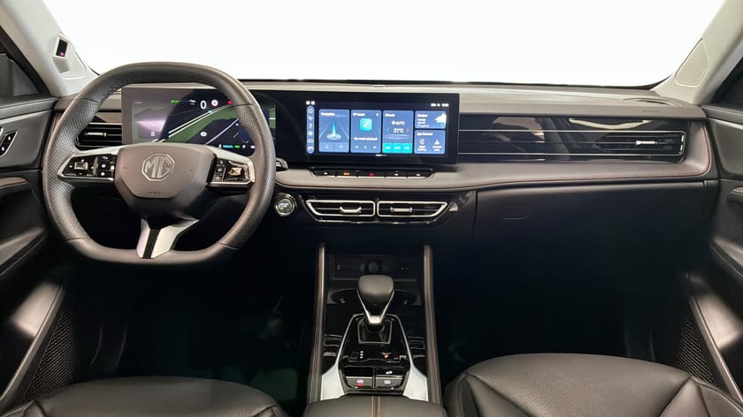 Bild 4 av MG HS PHEV LUXURY PLUG IN HYBRID 307HK 360 KAMERA NAVI