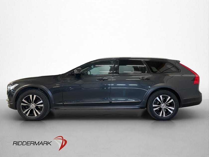 Bild 5 av Volvo V90 Cross Country D4 AWD Inscription Pano Värm Drag