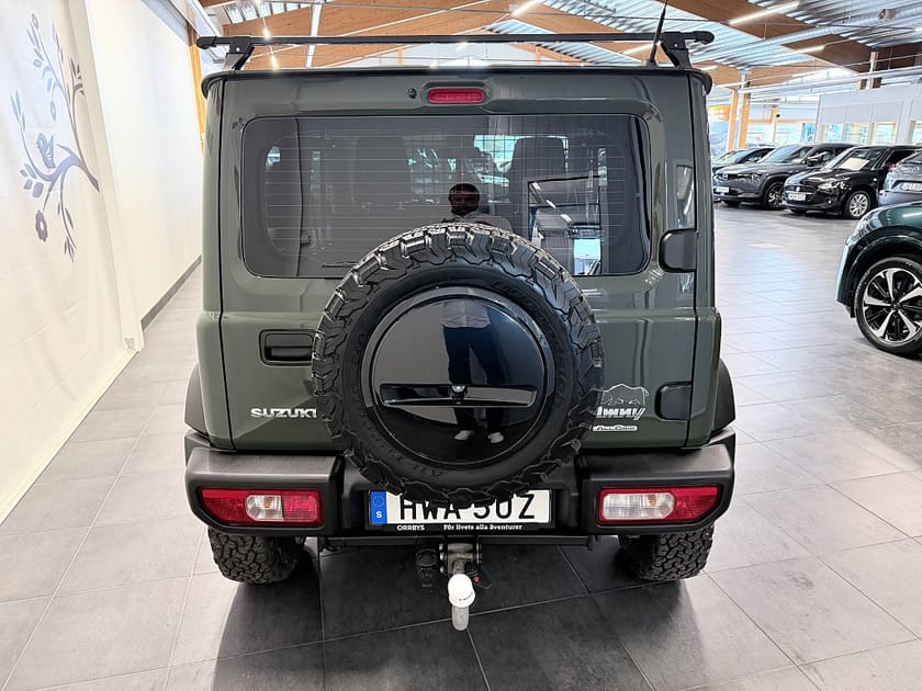 Bild 4 av Suzuki Jimny Torakku Rhino Edition, 4X4 BF Goodrich A/T  Drag Låg mil Moms