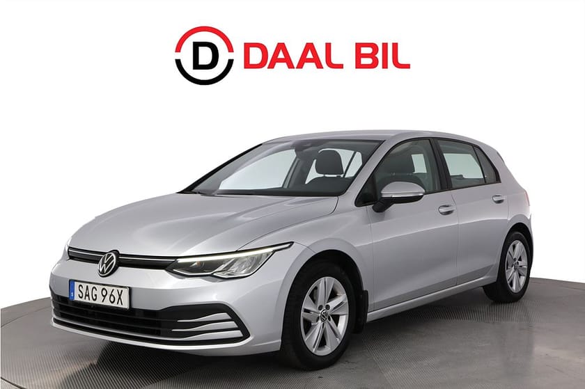 Bild 1 av Volkswagen Golf 1.0 eTSI 110HK DRAG P-VÄRM NAVI B-KAM 3-ZON NFC APP-CON