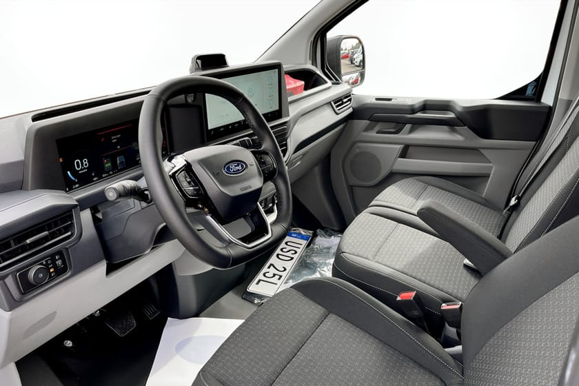 Bild 5 av Ford Transit Custom 320 Kombi M1 Trend 320L LWB 2.0L EcoBlue 170hk 8AT FWD Diesel