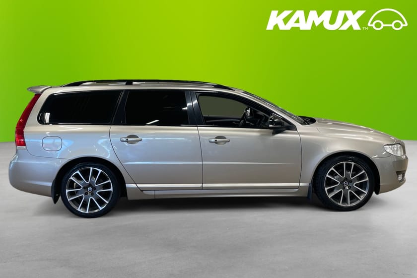 Bild 2 av Volvo V70 181hk Dynamic Edition Taklucka Värmare Adaptiv Drag