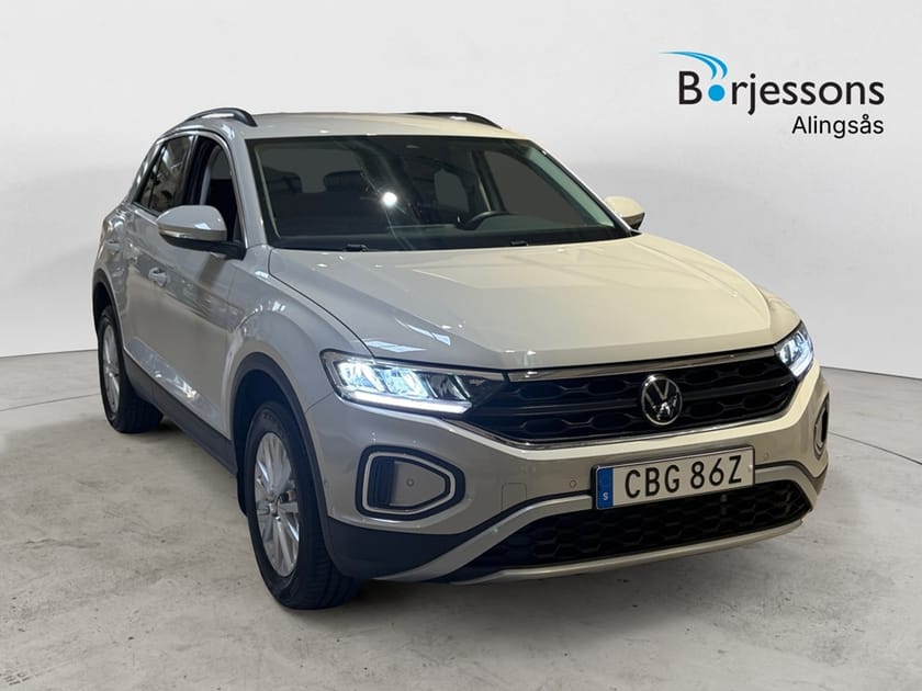 Bild 1 av Volkswagen T-Roc TSI 150hk Dragkrok/Backkamera/Rattvärme