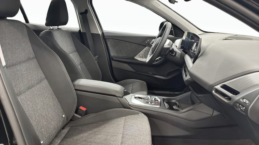 Bild 3 av BMW 120 120i Automat Nav Backkamera Farthållare