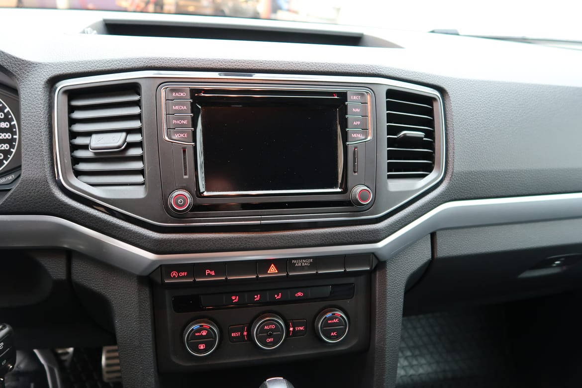 Volkswagen Amarok 2019 - miniatyr 9