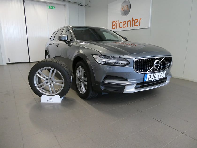 Bild 1 av Volvo V90 Cross Country