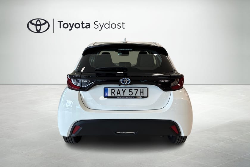Bild 4 av Toyota Yaris Hybrid 5d. Active Automat Backkamera Rattvärme Adaptiv farthållare