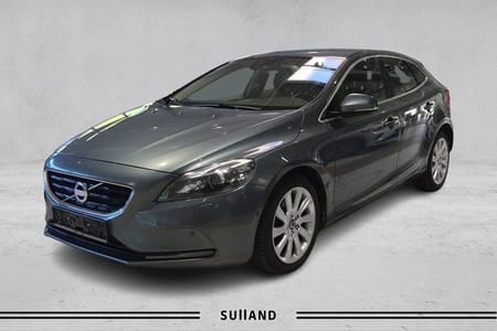Volvo V40 D2