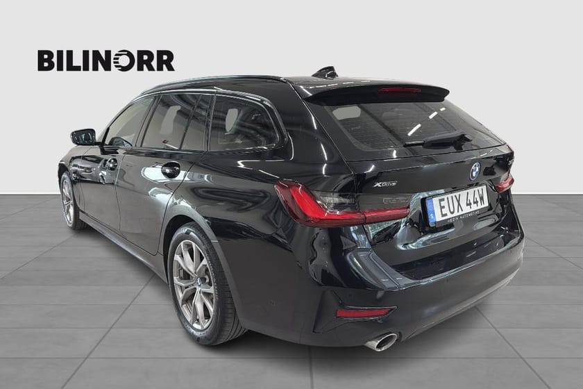 Bild 1 av BMW 330e xDrive Touring Sport line, Vhjul
