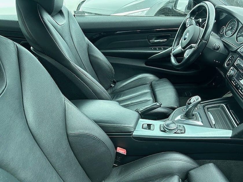 Bild 5 av BMW 428i Convertible 428 Cabriolet  M Sport / Läder / Automat / Navigation