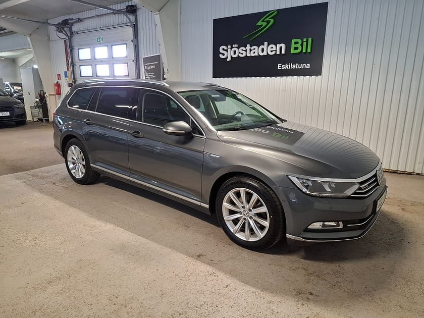 Bild 3 av Volkswagen Passat Sportscombi SC 2.0 TDI 4Motion Executive GT Värmare Skinn Infb Drag