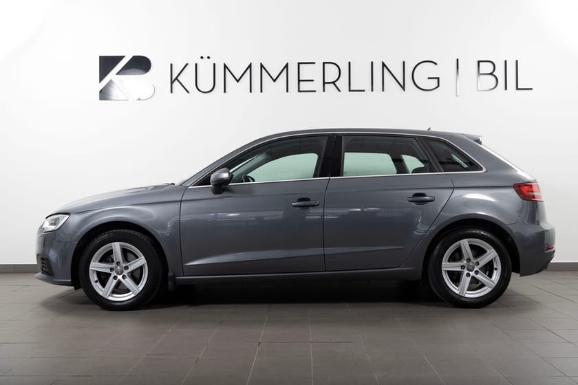 Bild 1 av Audi A3 Sportback 1.5 TFSI COD S Tronic 150hk Carplay/PDC