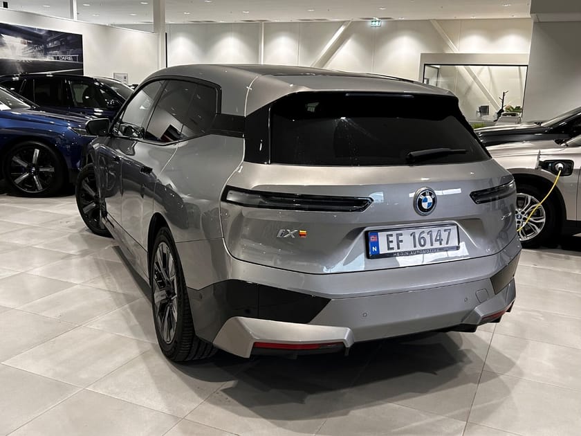 Bilde 2 av BMW iX xDrive50 