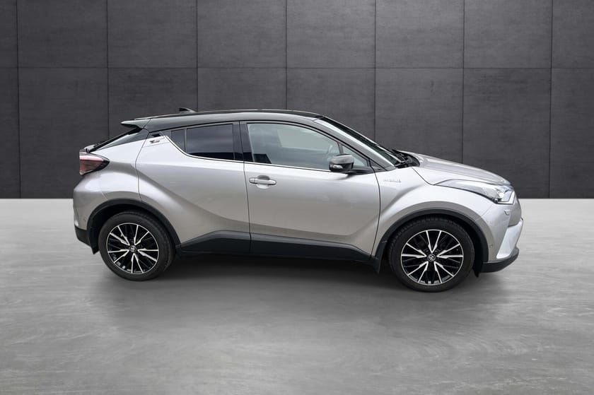 Bilde 4 av Toyota C-HR Hybrid 1,8i Lounge Tech