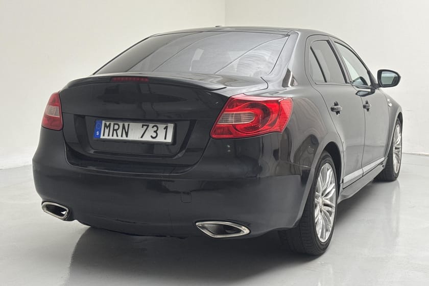 Bild 3 av Suzuki Kizashi 2.4 4Grip (185hk) Läder Taklucka