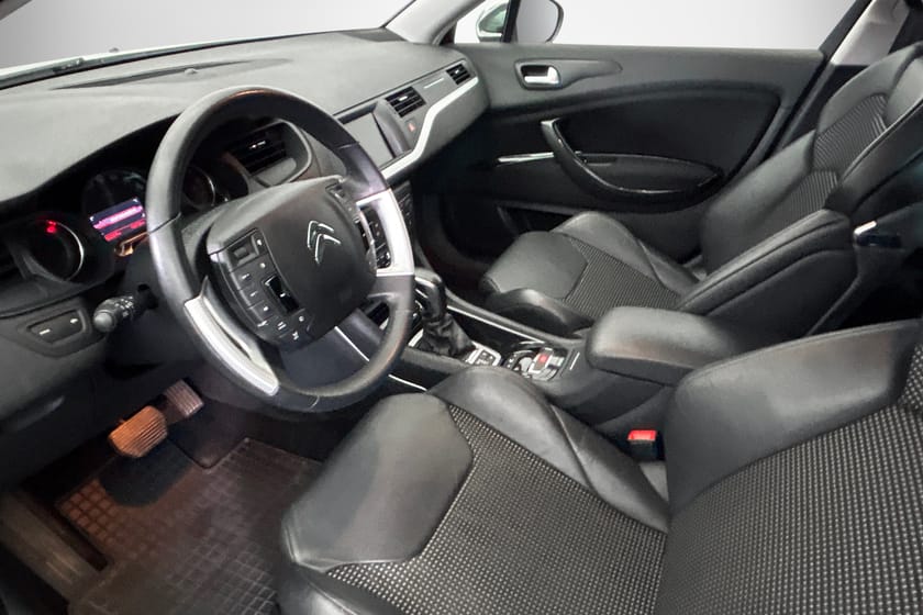 Bild 5 av Citroën C5 Tourer 2,2 HDI 204hk AUT Drag Massage