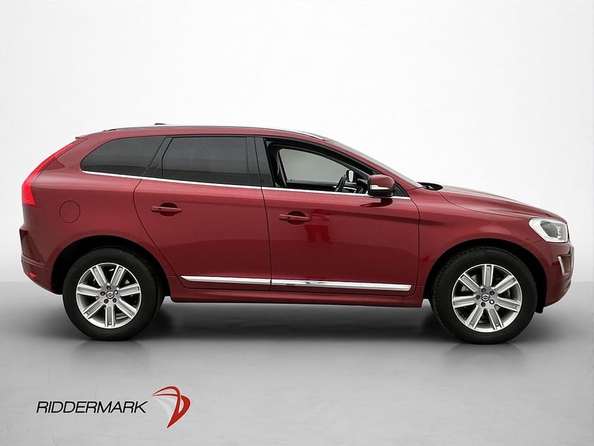 Bild 4 av Volvo XC60 D4 AWD Summum Pano Drag Skinn Navi BLIS Värmare