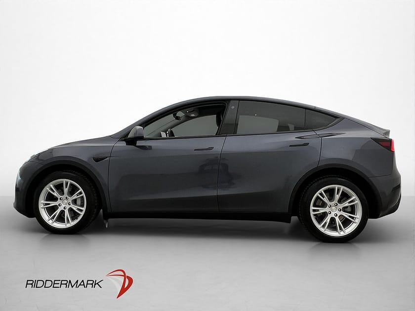 Bild 5 av Tesla Model Y Long Range AWD 514h Drag Pano Värmepump