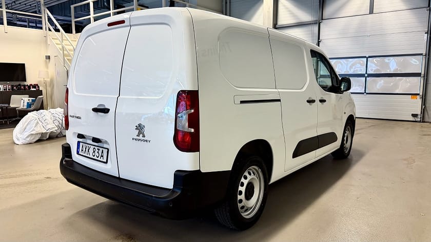 Bild 3 av Peugeot Partner Utökad Last L2 1.5 BlueHDi 130 Automat / Inredning