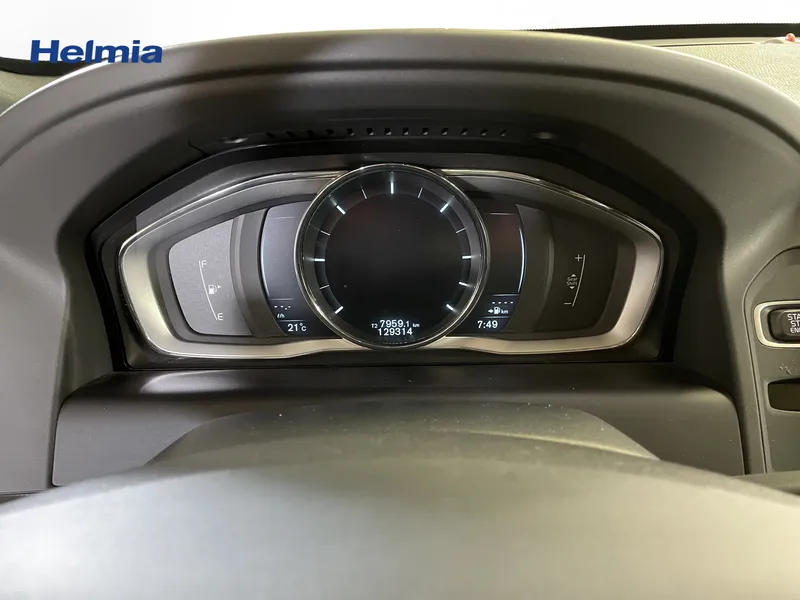 Bild 12 av 18 – Volvo XC60 D4 Momentum Business E PRO