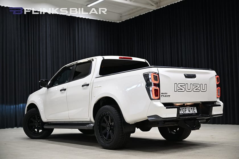 Bild 4 av Isuzu D-Max Crew Cab 163HK Automat|Dubbelhytt|Flaklock|Frontbåge|Moms|SeUtr!