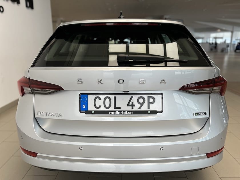 Bild 3 av Škoda Octavia Kombi Skoda Ambition 1.0 TSI 110hk e-TEC DSG|Drag|Värmare|B-ka