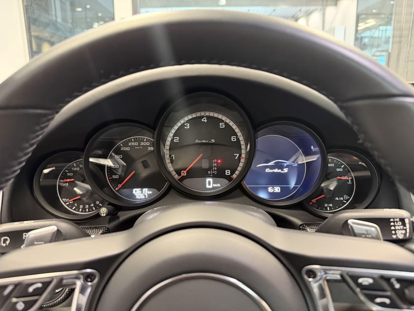 Bild 3 av Porsche 911 Turbo S 