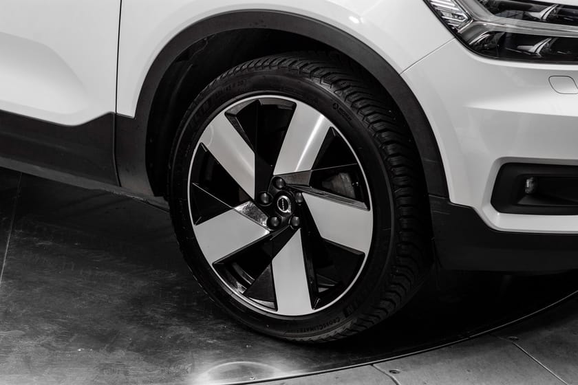 Bilde 2 av Volvo XC40 Recharge P8 AWD KAMREA360/KROK/ACC/VARMEPUMPE++