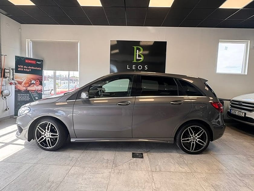 Bild 2 av Mercedes-Benz B 180 d AMG Sport 1 Brukare  B-kamera/ Drag