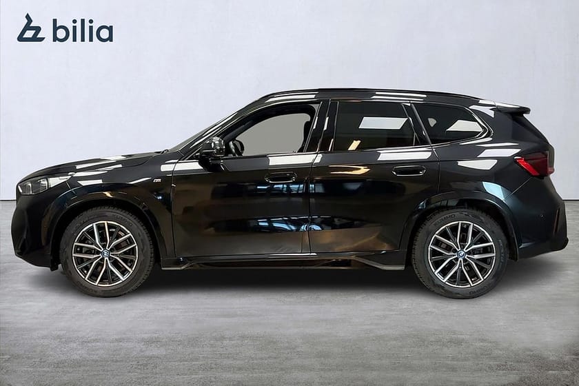 Bild 4 av BMW iX1 xDrive30 M Sport PRO/HuD/360°/ACC/Drag