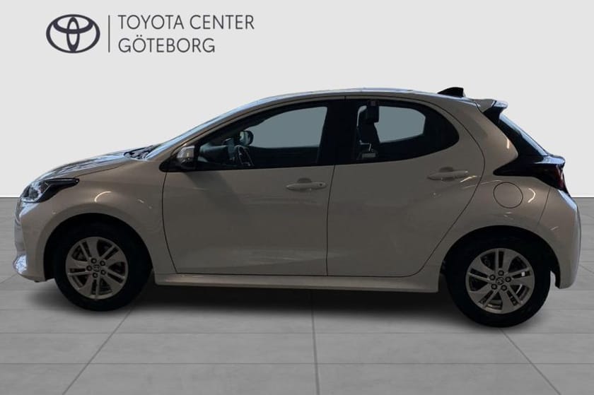 Bild 4 av Toyota Yaris Hybrid 115 1,5 5D ACTIVE KOMFORTPAKET