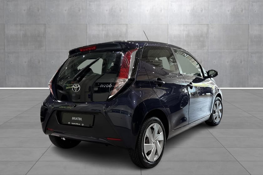 Bilde 5 av Toyota Aygo 5-dørs 1.0 Bensin Manuell 5 gir x-play
