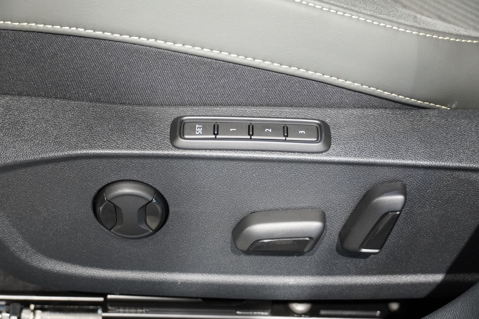 Cupra Formentor 1.5 eTSI 2026, bild 7/10