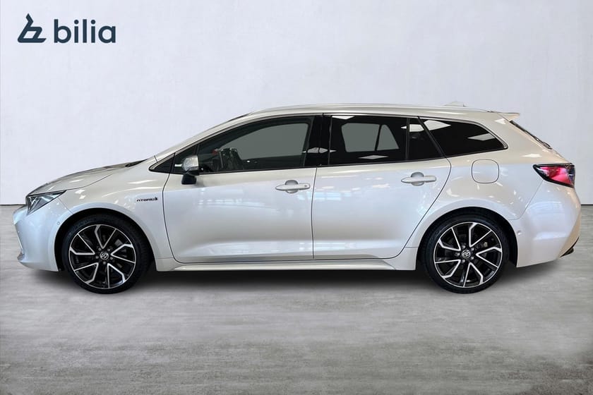 Bild 3 av Toyota Corolla Touring Sports Hybrid 2,0 Executive Dragkrok 184hk