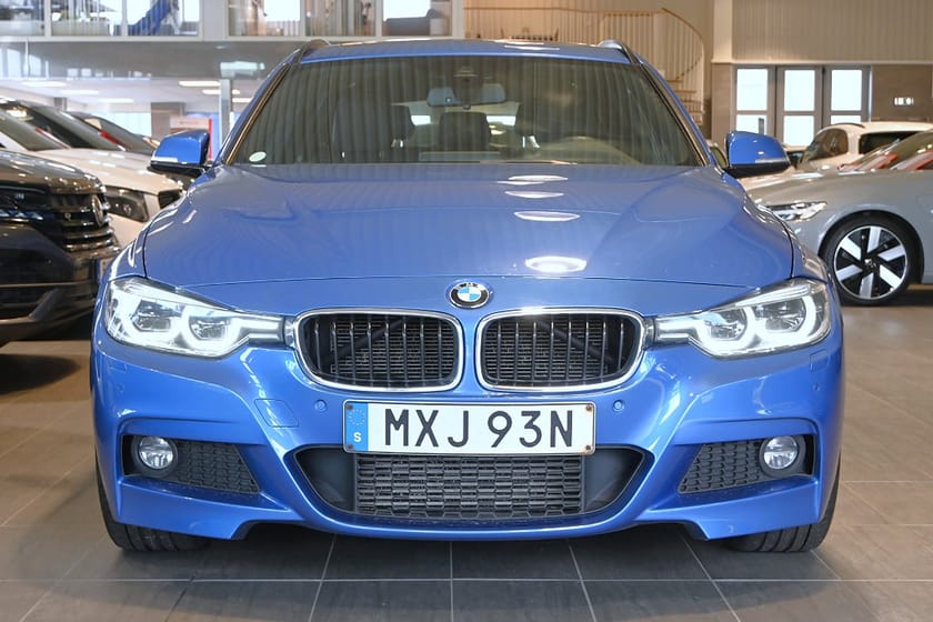Bild 5 av BMW 320d xDrive Touring M Sport H/K Panorama Drag Läder Navi HUD