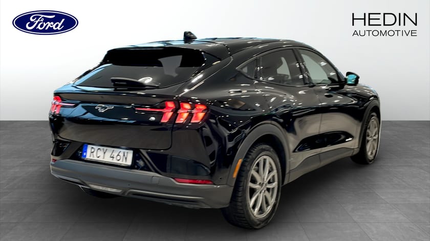 Bild 2 av Ford Mustang Mach-E Standard Range RWD 269hk Teknikpaket