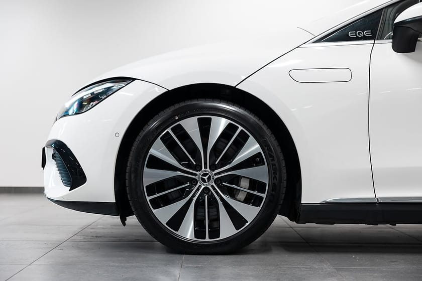 Bild 5 av Mercedes-Benz EQE 350 4MATIC Electric Art Line
