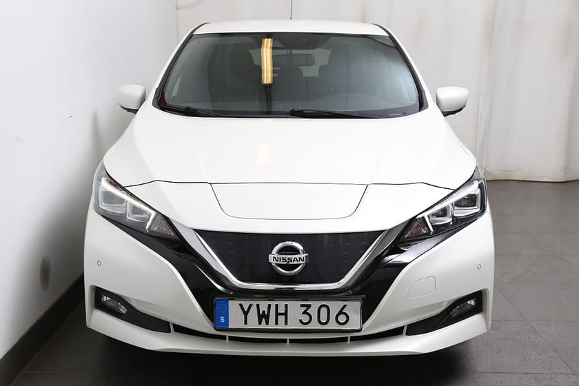 Bild 5 av Nissan Leaf 40 kWh Tekna l Navi l BOSE l 360°-kamera