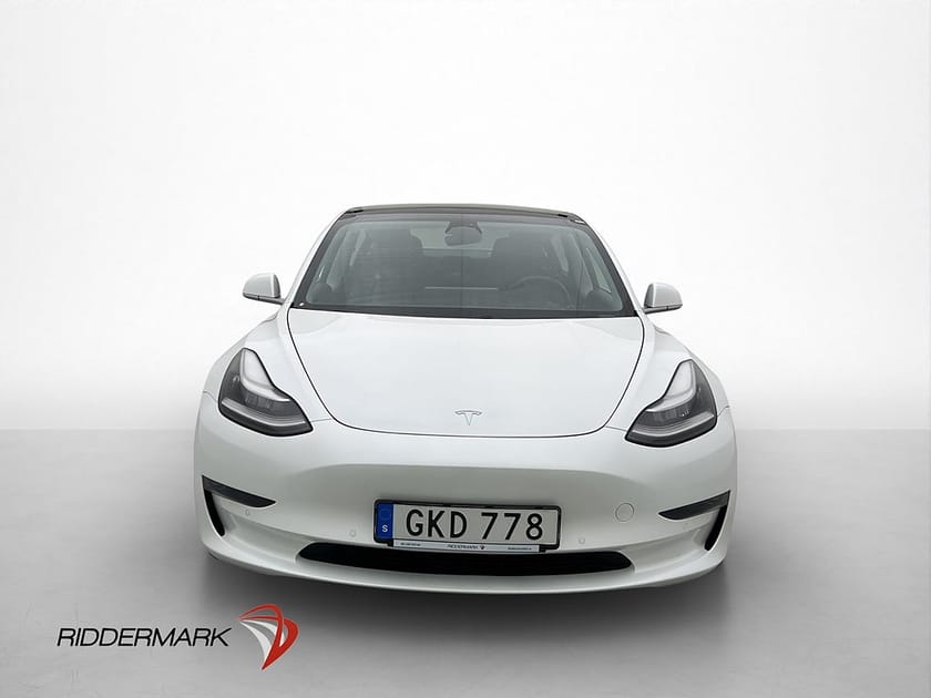 Bild 3 av Tesla Model 3 Long Range AWD Autopilot Pano Drag Svensksåld