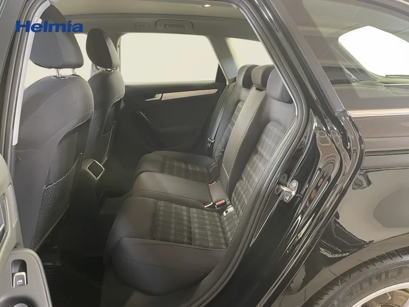 Bild 15 av 15 – Audi A4 Avant 2.0 Quattro Comfort
