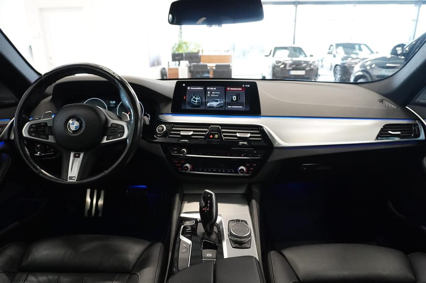 Bild 5 av BMW 530i xDrive Touring M-Sport Pro Komfortstol HUD Pano 20 Moms