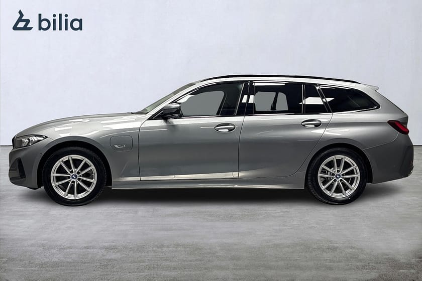 Bild 4 av BMW 330e xDrive Touring Drag